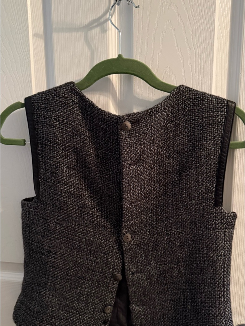 CHANEL Black and Gray Tweed Jacket Shell - Picture 2 of 8